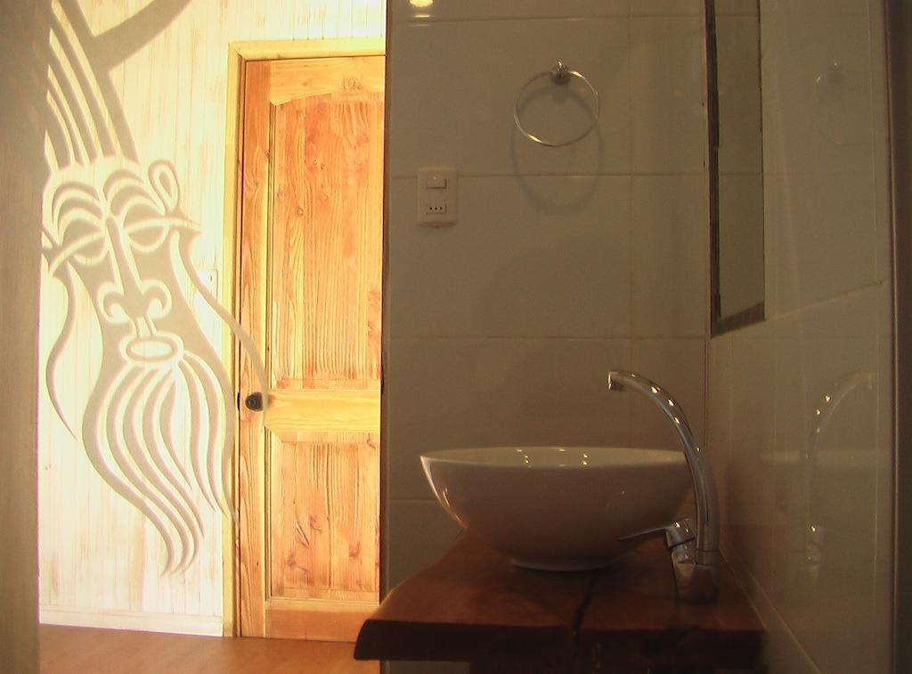 Mahia Hotel & Resto Hanga Roa Ruang foto